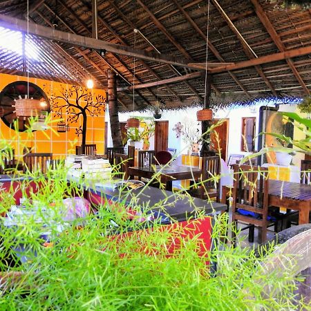 Cresent Bay Beach Hotel Arugam Bay Bagian luar foto