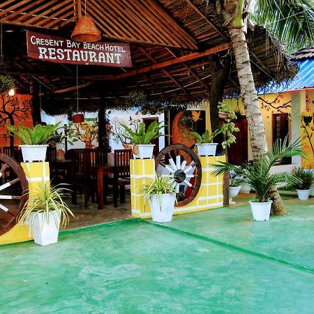 Cresent Bay Beach Hotel Arugam Bay Bagian luar foto
