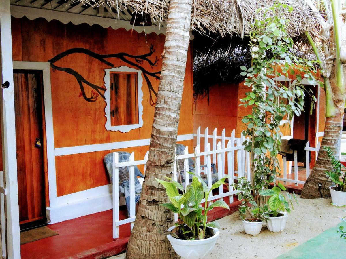 Cresent Bay Beach Hotel Arugam Bay Bagian luar foto