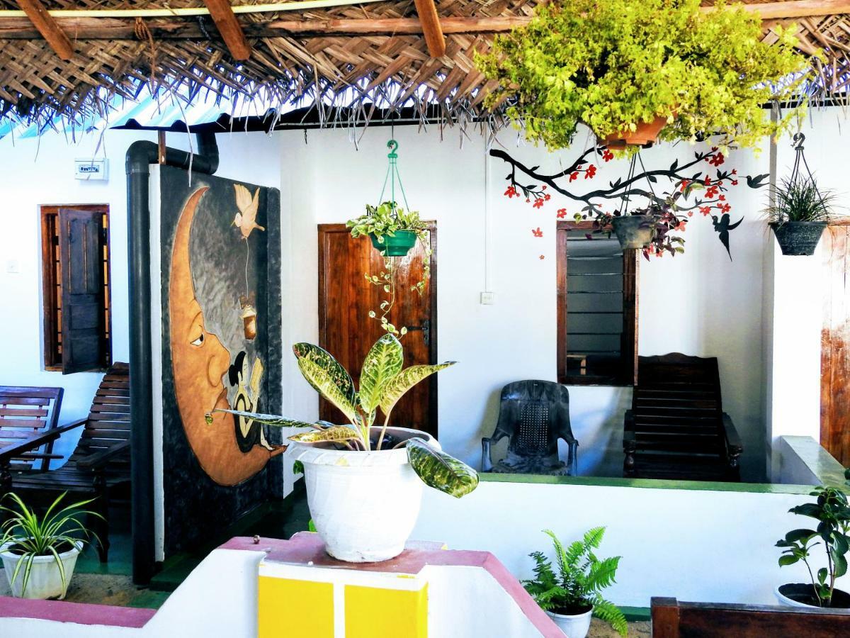 Cresent Bay Beach Hotel Arugam Bay Bagian luar foto