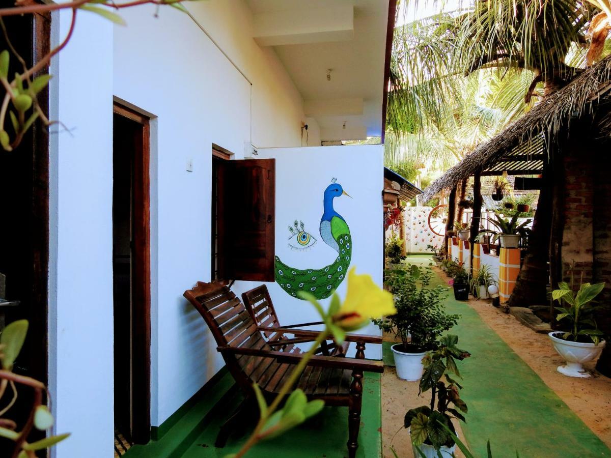 Cresent Bay Beach Hotel Arugam Bay Bagian luar foto